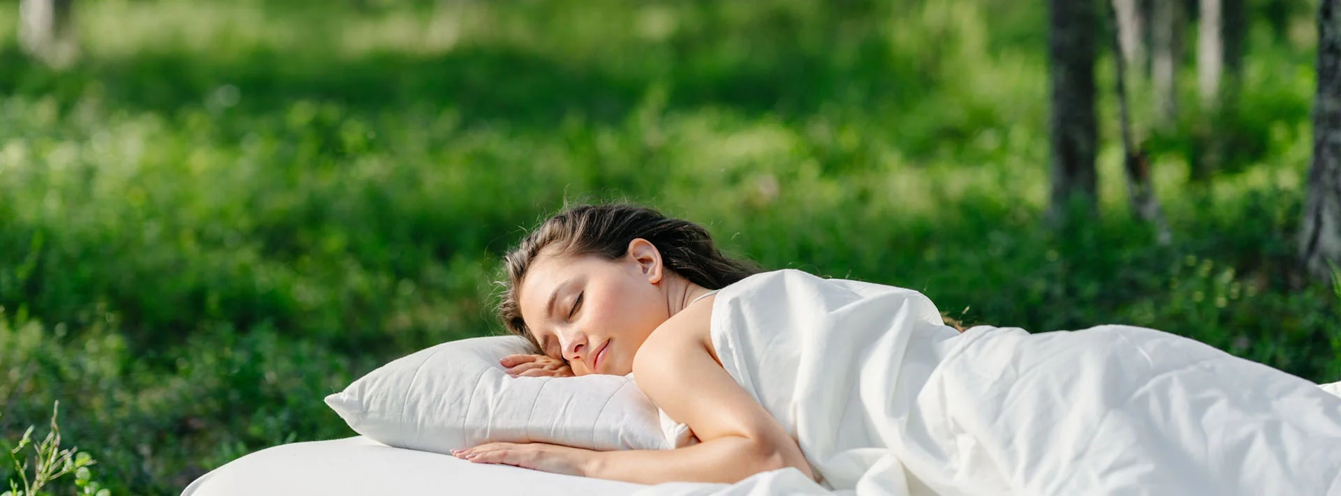 Best Grounding Sheets 2025: Which Ones Actually Work? (Personal Testing Results)